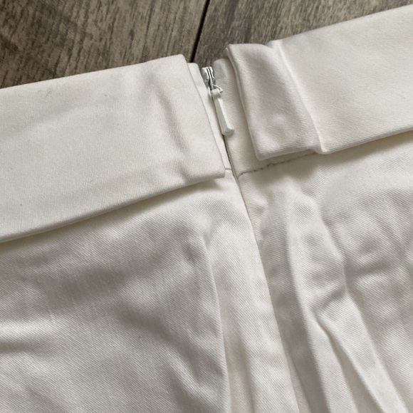 Talula Aritzia skort - Picture 3 of 5